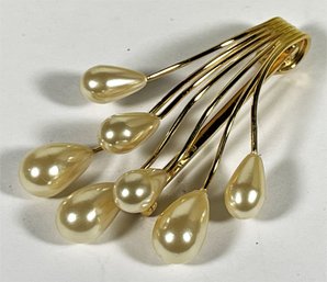 Vintage Gold Tone And Faux Pearl NAPIER Pearl Spray Brooch