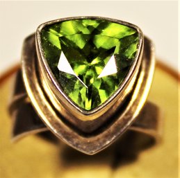 Fine Size 8.5 Sterling Silver Ladies Ring Having Large Green Stone