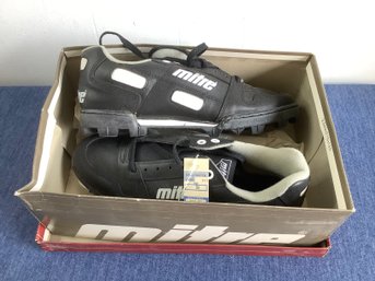 MITRE 9.5 CLEATS