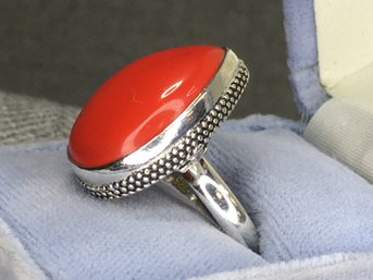 Enchanting 925 / Sterling Silver Ring With Polished Tear Drop Red Coral - Very Pretty - Brand New - Unworn