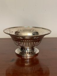 Stunning Sterling Silver Vintage Pierced Silver Compote Bowl Sheffield Walker And Hall 1910