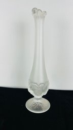 Fenton Water Lily Bud Vase