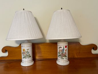 PAIR OF LAMPS W/ BUTTERFLY AND FLOWER DECORATION