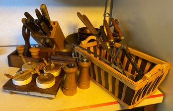 Wooden Ware And Kitchen Accessories