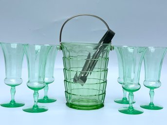 Uranium Glass/depression Glass  Art Deco Ice Bucket And Glasses