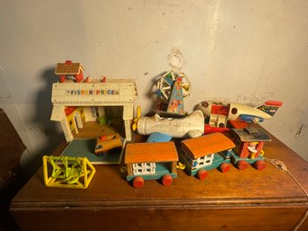 EARLY FISHER PRICE TOY LOT