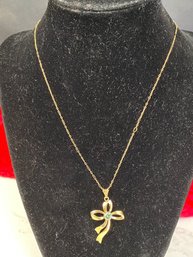 14k Gold Ribbon Pendant Necklace 2.48g