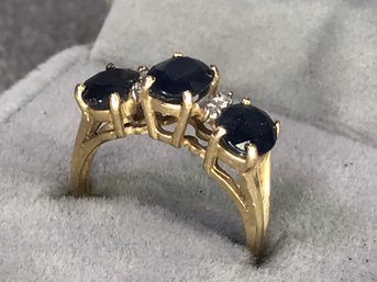 Incredible Vintage 14K Yellow Gold Ring With Sapphires And Diamonds - Very Pretty Ring - ALL 14K Gold - Nice !