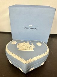 Wedgwood Blue Jasperware Large Heart Trinket Box From England With Orig Box                     212-B4