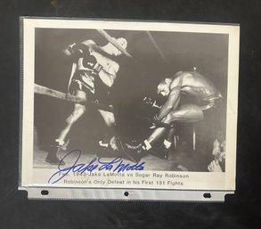 Jake LaMotta Signed Photo Feb 1943 Jake LaMotta Vs Ray Robinson Only Defeat In His First 131 Fights. LP / B3