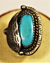 Vintage Sterling Silver Southwestern Native American Ring W Turquoise Size 6