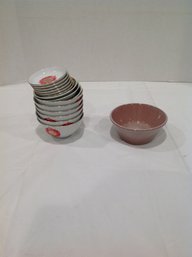 A Ceramic Bowl And Cermaic Bowl Set