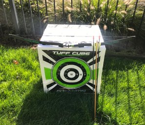 Easton Tuff Cube Archery Practice Bundle