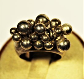 Fine Mid Century Sterling Silver Ring Signed Having 'Balls' Size 7
