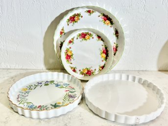 Set Of 4 - Assorted Pie/Tart Plates