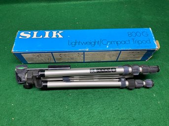 Vintage SLIK Lightweight/Compact Tripod 800G In Original Box. Can Stand Up To 56' Tall.