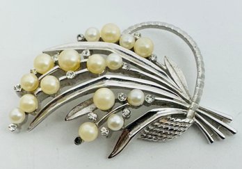 VINTAGE SIGNED TRIFARI SILVER TONE RHINESTONE AND FAUX PEARL BROOCH - 1 SMALL RHINESTONE MISSING