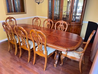 Dining Room Table With 8 Chairs By Wynwood