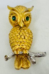 VINTAGE SIGNED CASTLECLIFF GOLD TONE GREEN EYED OWL BROOCH