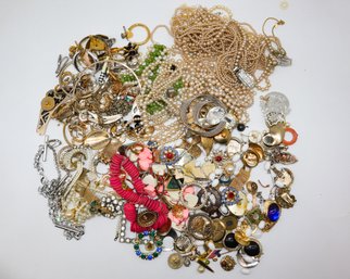 2 Pounds 14oz Lot Of Mixed Fashion Jewelry!