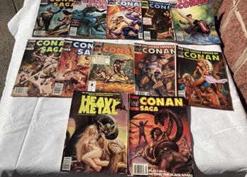 VINTAGE SAVAGE SWORD OF CONAN COMIC BOOK LOT