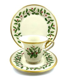 Vintage Lenox Holiday 3-piece Set - Holly Berry Pattern