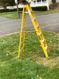 Stanley Medium Duty 7' Yellow Ladder