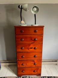 6 Drawer Dresser And 2 Desk Lamps