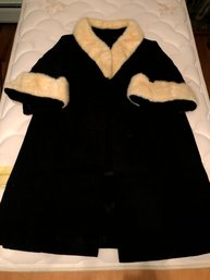 Women Black Dress Coat With White Fur Trim