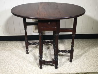 Small English Walnut Gate Leg Table With Drawer - Very Unusual Size - Could Be Used As End Table - Nice !