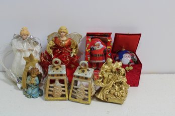 Lot Of Eight Christmas Items