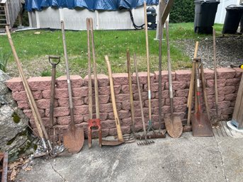 Gardening Tool Lot