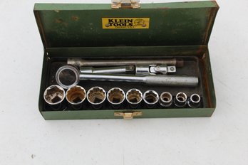 Small Mixed 3/8' Socket Set