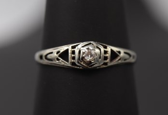 Antique 18k White Gold Engagement Diamond Ring