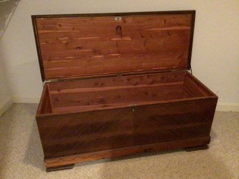 Lane Cedar Chest