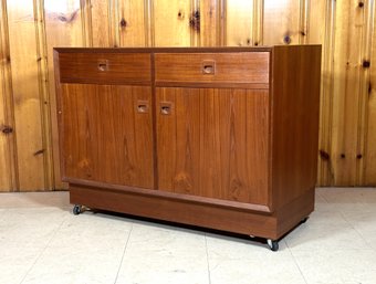 A Gorgeous Vintage Danish Modern Sideboard In Teak By Brouer Mobelfabrik