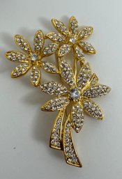 SIGNED NAPIER GOLD TONE SWAROVSKI CRYSTAL FLOWER BROOCH