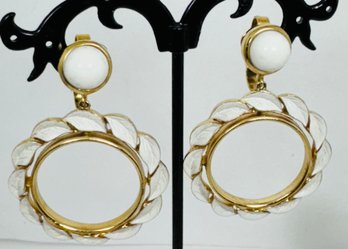 SIGNED TRIFARI GOLD TONE WHITE DANGLE CLIP-ON EARRINGS