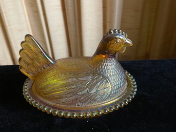 Vintage Indiana Gold Carnival Glass Hen On Nest Chicken