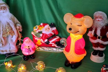 1960s Plastic Molded Christmas Lighted Mouse Decor