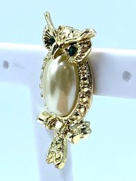 Signed Goldtone Owl Brooch W/ Faux Pearl & Emerald Rhinestone Eyes