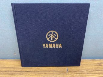 YAMAHA YZF-R6 MOTORCYCLE Illustrated Dealer Hard Cover Book.