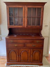Vintage Wooden Cabinet/hutch