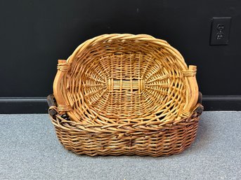 A Pair Of Quality Baskets With Wood Side Handles