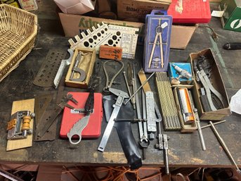 Great Assortment ( 25 ) Of Engineering Measuring & Layout Tools