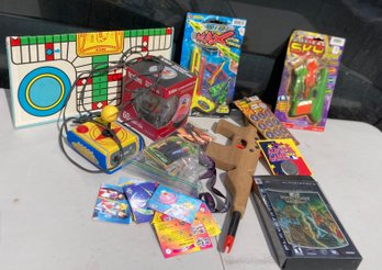 Looks Like Fun Game And Toy Lot Mixed