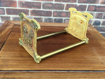 Fantastic Vintage Book Rack / Book Slide - Original Paint - Two Dachshund Dogs - Great Vintage Piece !