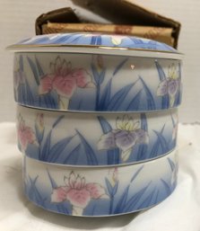 Pretty Iris Stacking Trinket Dishes With Lid - NIB