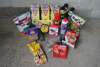 Large Lot Of Mice And Rat Traps And Poison