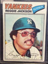 1977 Topps Reggie Jackson - K